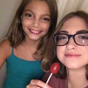 Meet your Posher, Olivia